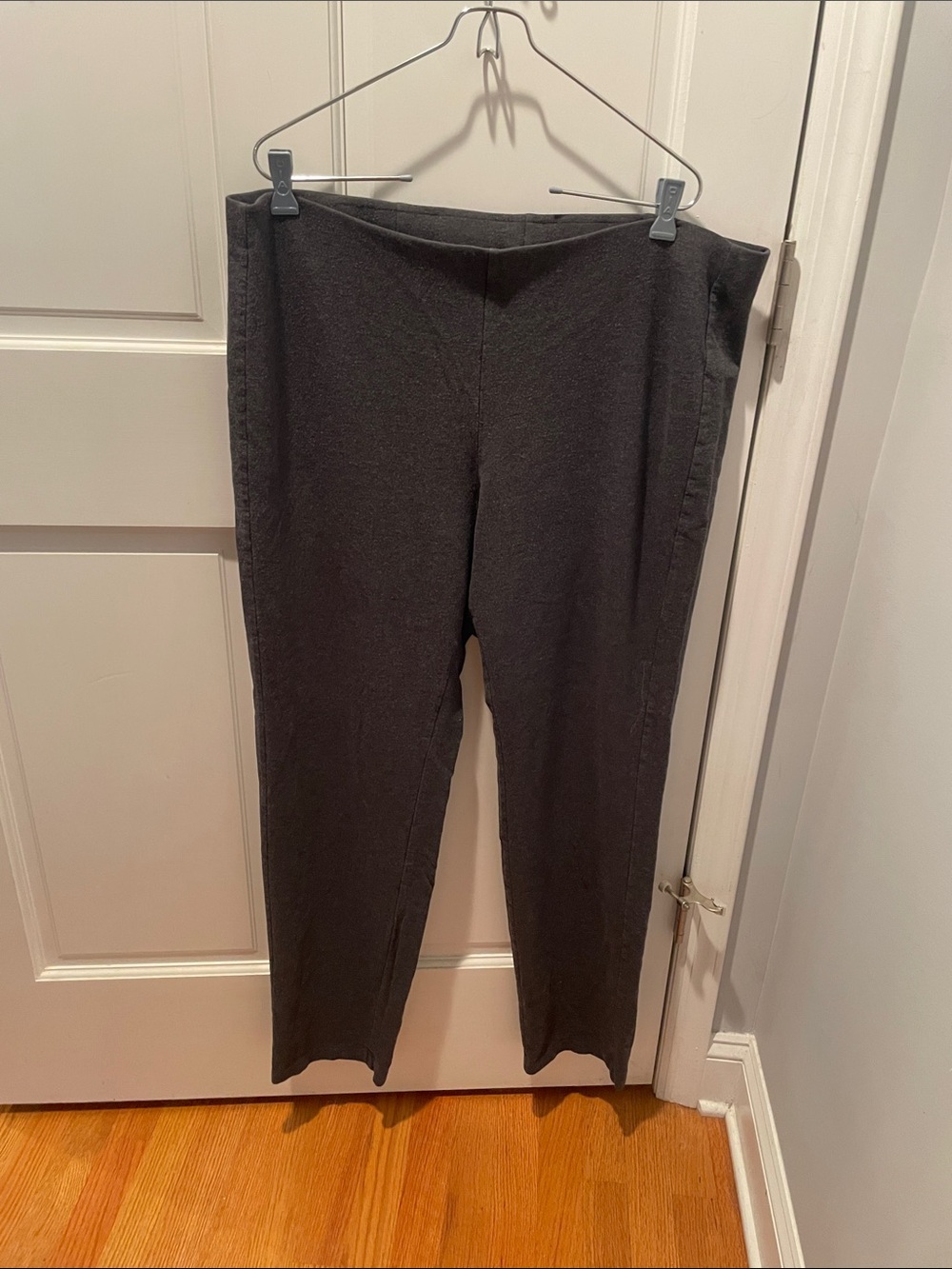 JJIll Pure Jim Slim Knit Women’s Skinny Pants in Dark Gray